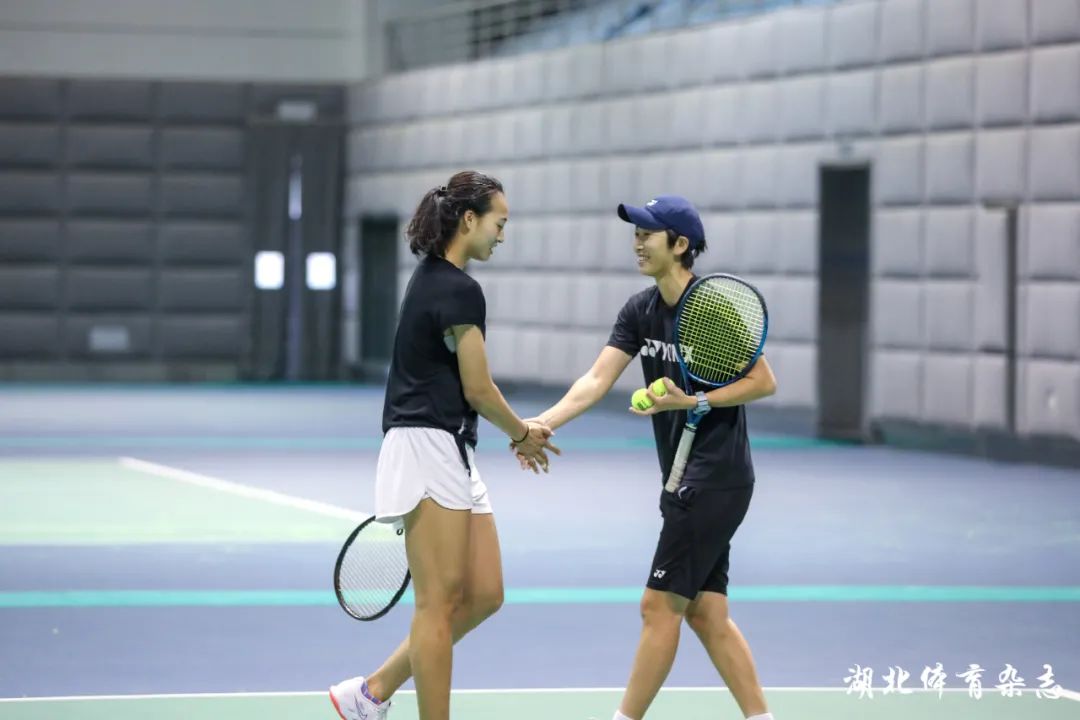 让后辈难以 让后辈难以