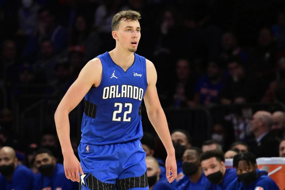 年轻球员尼 年轻球员尼