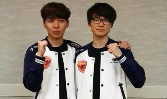 体育十四运会和残特奥会火炬在宝鸡开始传递